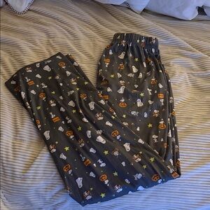 size small Halloween Pajama Set - Gray with Ghost and Pumpkin Print / snoopy